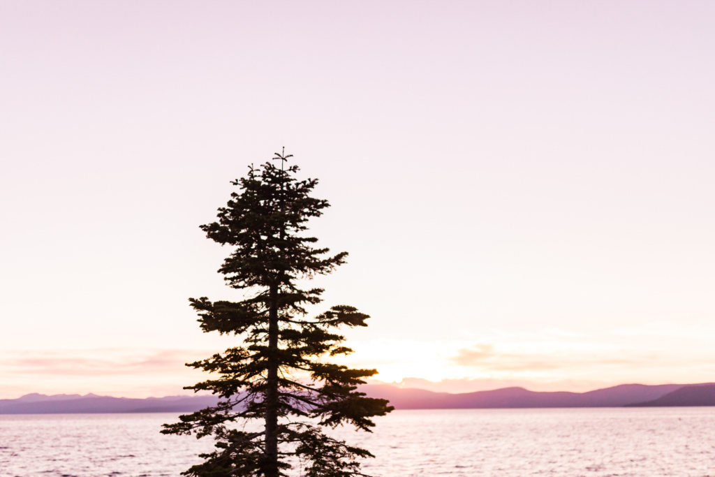 lake tahoe sunset view